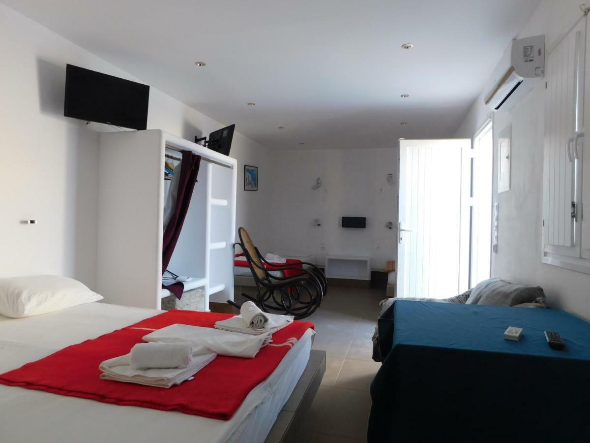 Sea Side Perivolos Hotel Eksteriør billede