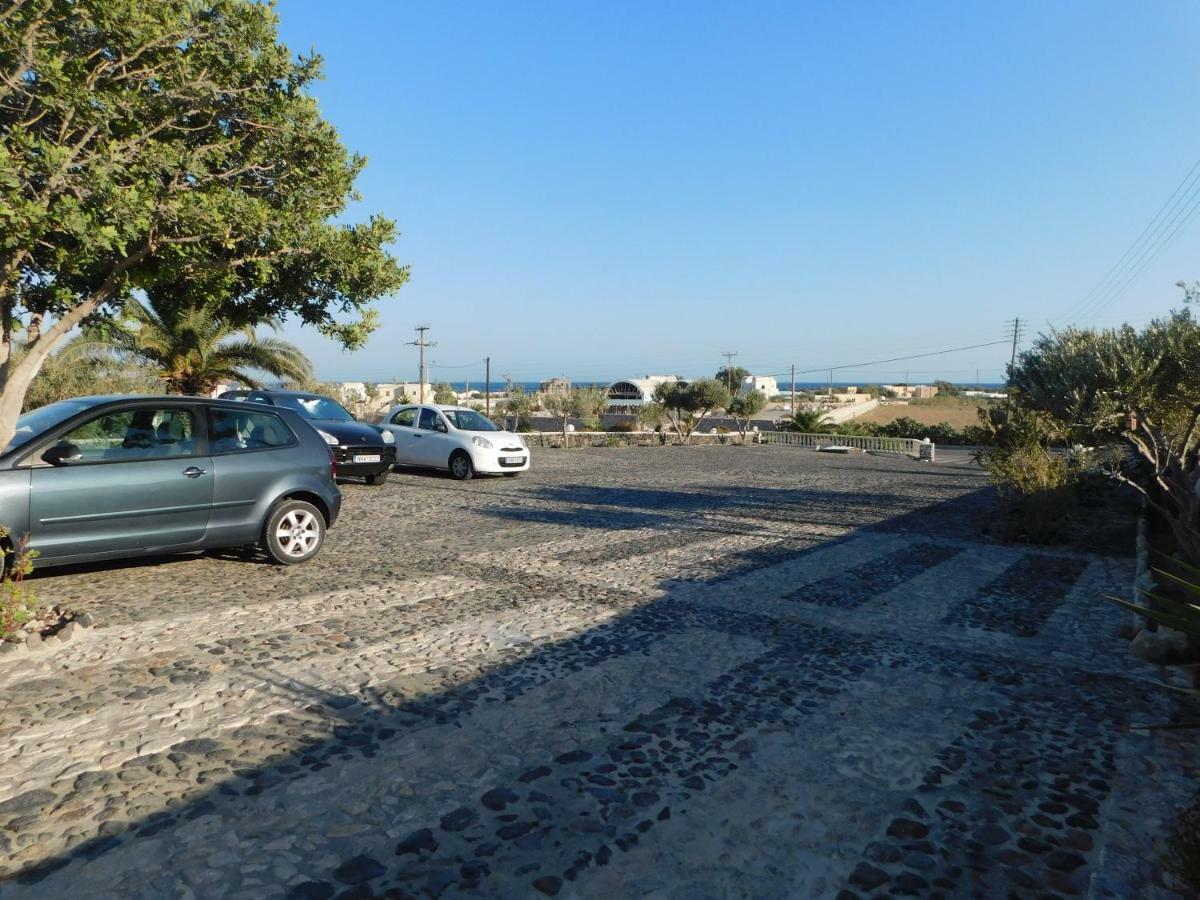 Sea Side Perivolos Hotel Eksteriør billede