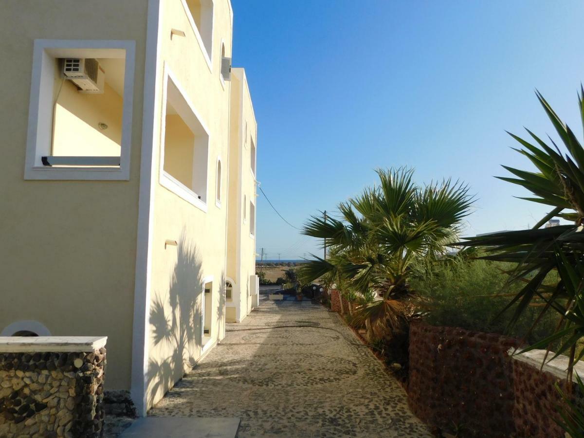 Sea Side Perivolos Hotel Eksteriør billede